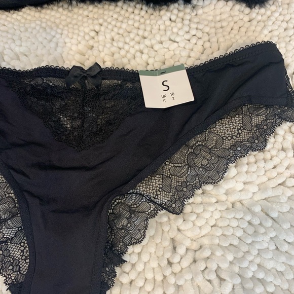Dorian Black Panty with Full Lace Bottom & Bow accent in front - Size S - Picture 2 of 5